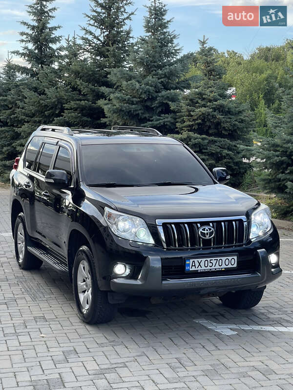 Внедорожник / Кроссовер Toyota Land Cruiser Prado 2011 в Харькове фото 5 Внедорожник / Кроссовер Toyota Land Cruiser Prado 2011 в Харькове