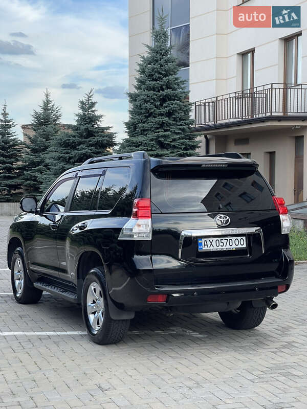 Внедорожник / Кроссовер Toyota Land Cruiser Prado 2011 в Харькове фото 15 Внедорожник / Кроссовер Toyota Land Cruiser Prado 2011 в Харькове