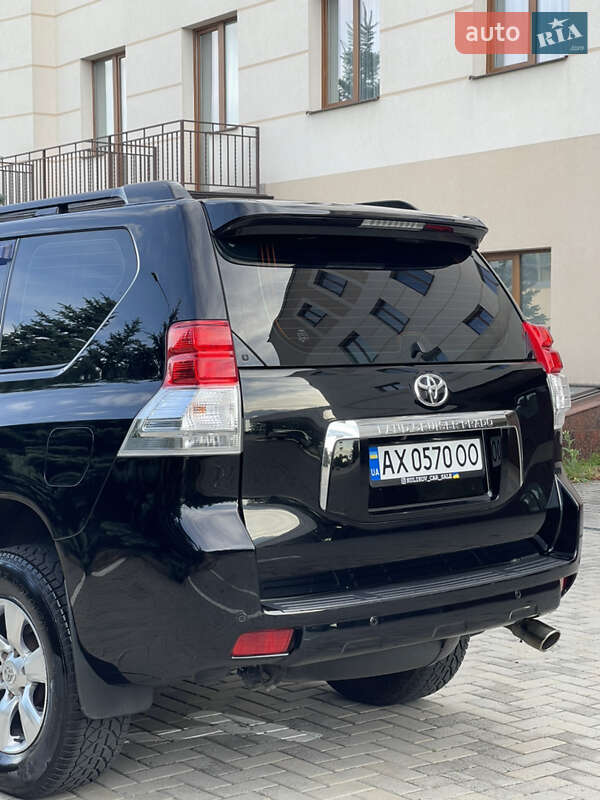 Внедорожник / Кроссовер Toyota Land Cruiser Prado 2011 в Харькове фото 21 Внедорожник / Кроссовер Toyota Land Cruiser Prado 2011 в Харькове