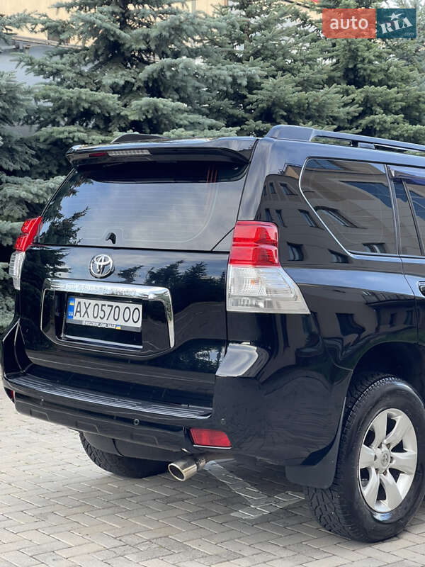 Внедорожник / Кроссовер Toyota Land Cruiser Prado 2011 в Харькове фото 27 Внедорожник / Кроссовер Toyota Land Cruiser Prado 2011 в Харькове