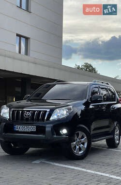 Внедорожник / Кроссовер Toyota Land Cruiser Prado 2011 в 