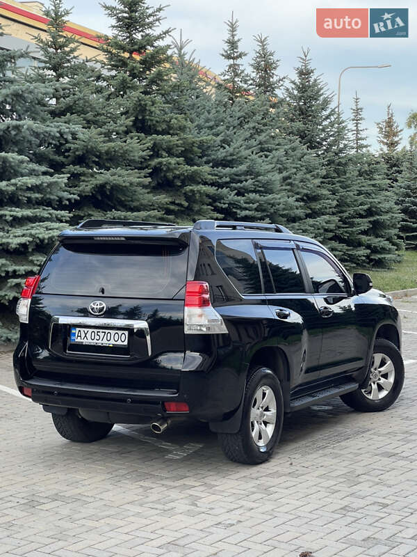 Внедорожник / Кроссовер Toyota Land Cruiser Prado 2011 в Харькове фото 40 Внедорожник / Кроссовер Toyota Land Cruiser Prado 2011 в Харькове