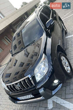 Внедорожник / Кроссовер Toyota Land Cruiser Prado 2011 в 