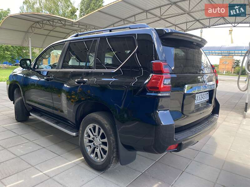 Внедорожник / Кроссовер Toyota Land Cruiser Prado 2019 в Зенькове