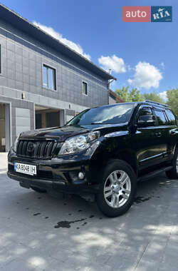 Внедорожник / Кроссовер Toyota Land Cruiser Prado 2010 в 