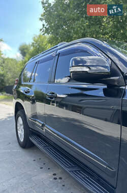 Внедорожник / Кроссовер Toyota Land Cruiser Prado 2010 в 
