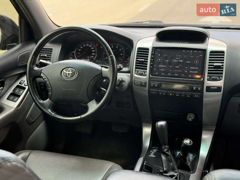 Внедорожник / Кроссовер Toyota Land Cruiser Prado 2008 в Киеве