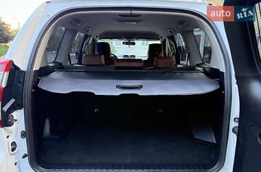 Внедорожник / Кроссовер Toyota Land Cruiser Prado 2014 в 