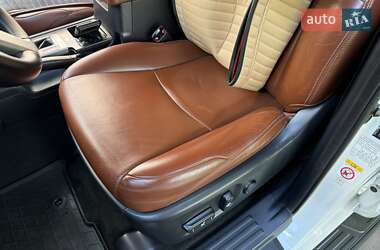 Внедорожник / Кроссовер Toyota Land Cruiser Prado 2014 в 