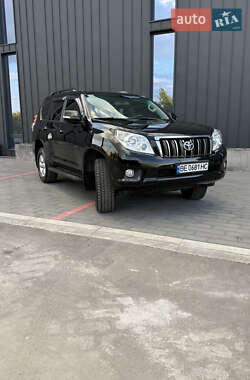 Внедорожник / Кроссовер Toyota Land Cruiser Prado 2013 в 