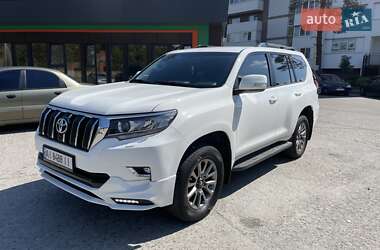 Внедорожник / Кроссовер Toyota Land Cruiser Prado 2019 в Киеве