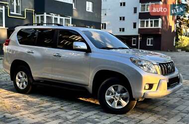 Внедорожник / Кроссовер Toyota Land Cruiser Prado 2010 в Ахтырке