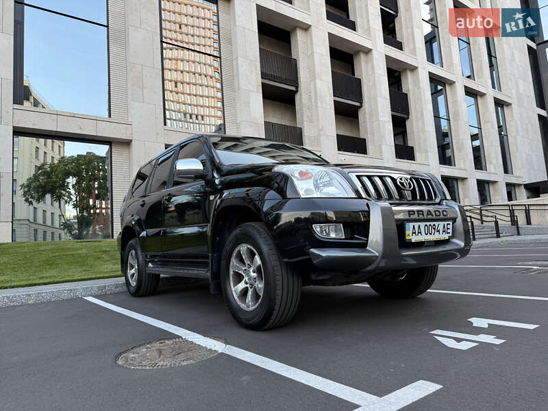 Позашляховик / Кросовер Toyota Land Cruiser Prado 2004 в Києві