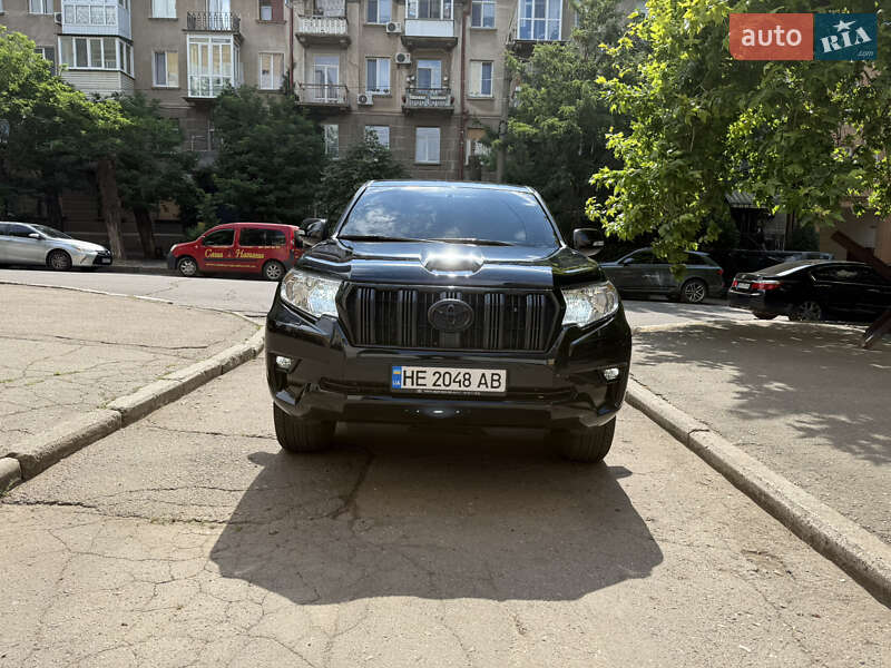 Внедорожник / Кроссовер Toyota Land Cruiser Prado 2023 в Николаеве