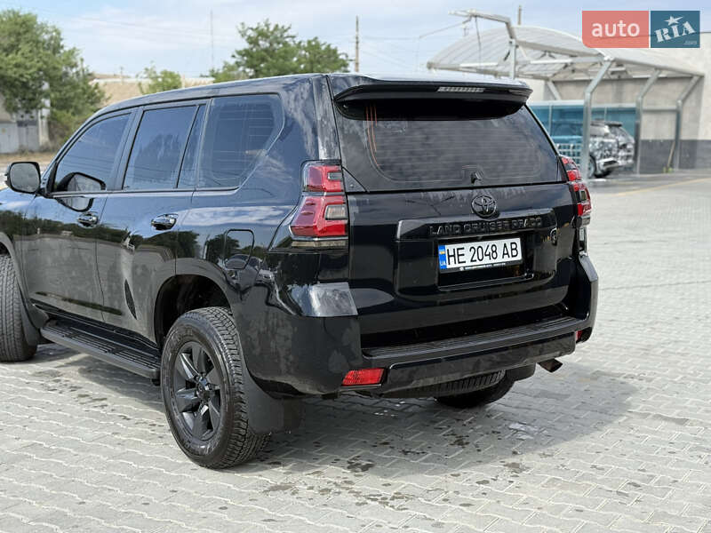 Внедорожник / Кроссовер Toyota Land Cruiser Prado 2023 в Николаеве