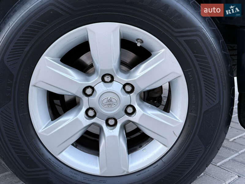 Внедорожник / Кроссовер Toyota Land Cruiser Prado 2014 в Одессе