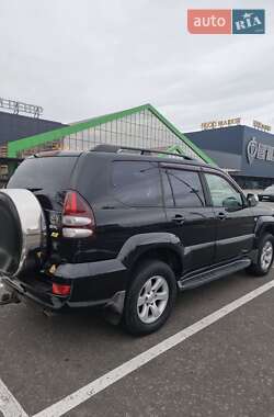 Внедорожник / Кроссовер Toyota Land Cruiser Prado 2005 в  фото 11 Внедорожник / Кроссовер Toyota Land Cruiser Prado 2005 в