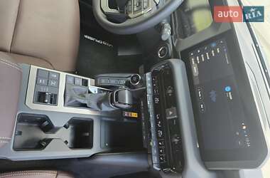 Позашляховик / Кросовер Toyota Land Cruiser Prado 2025 в 