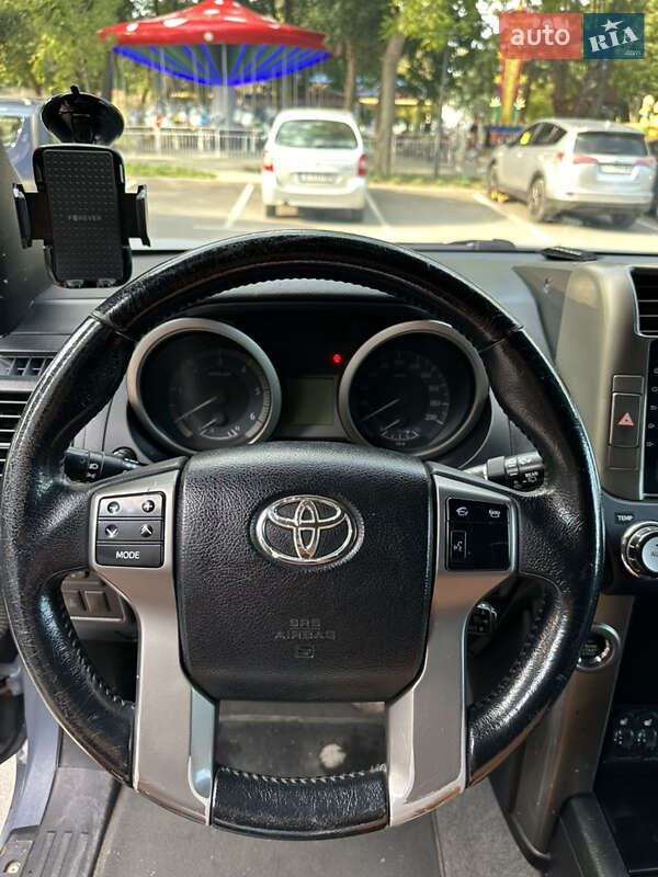 Внедорожник / Кроссовер Toyota Land Cruiser Prado 2010 в Одессе фото 18 Внедорожник / Кроссовер Toyota Land Cruiser Prado 2010 в Одессе