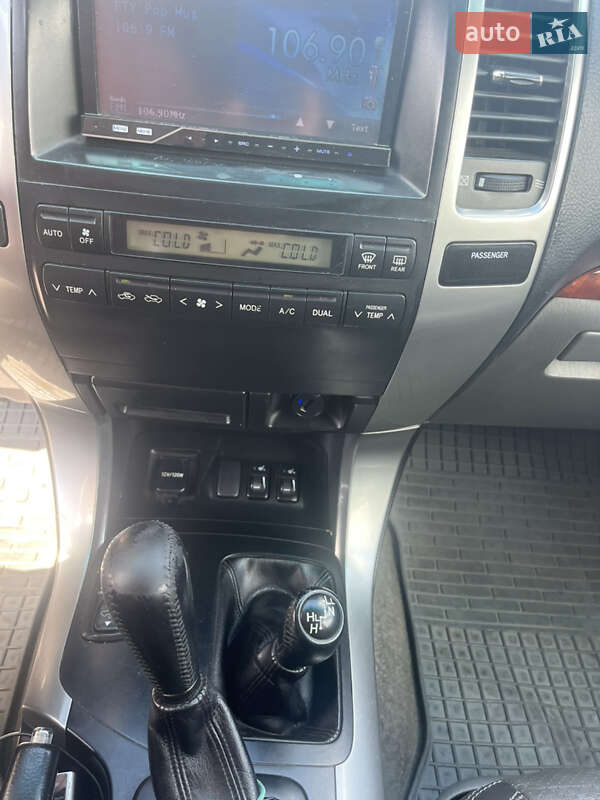 Внедорожник / Кроссовер Toyota Land Cruiser Prado 2007 в Луцке