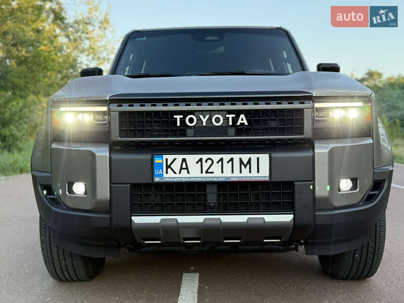 Внедорожник / Кроссовер Toyota Land Cruiser Prado 2024 в Киеве