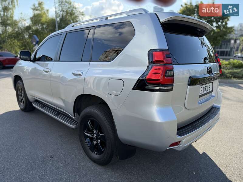 Внедорожник / Кроссовер Toyota Land Cruiser Prado 2019 в Днепре фото 9 Внедорожник / Кроссовер Toyota Land Cruiser Prado 2019 в Днепре