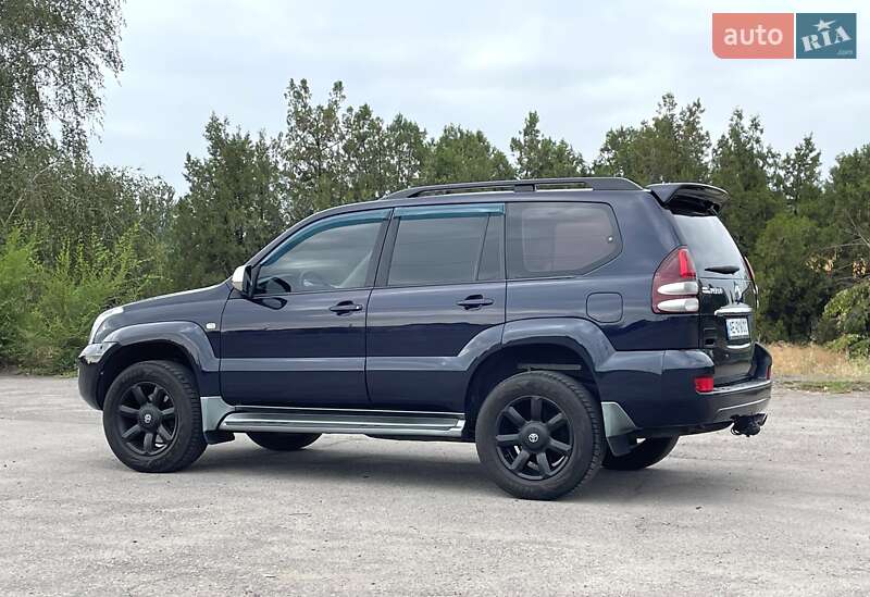 Внедорожник / Кроссовер Toyota Land Cruiser Prado 2005 в Днепре