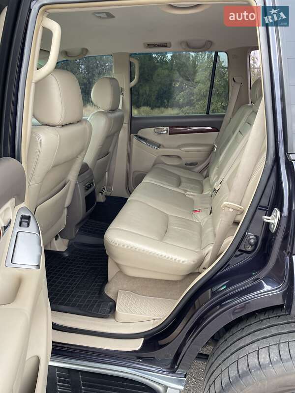 Внедорожник / Кроссовер Toyota Land Cruiser Prado 2005 в Днепре