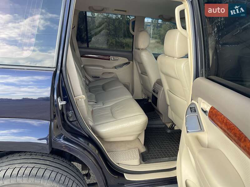 Внедорожник / Кроссовер Toyota Land Cruiser Prado 2005 в Днепре