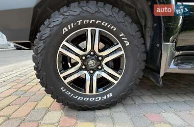 Внедорожник / Кроссовер Toyota Land Cruiser Prado 2008 в 