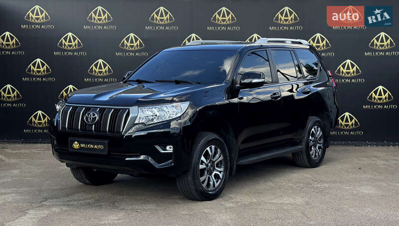 Позашляховик / Кросовер Toyota Land Cruiser Prado 2018 в Києві