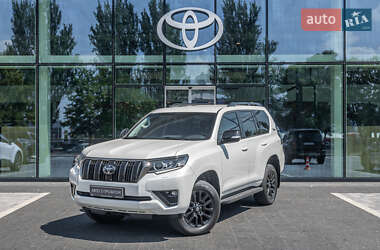 Позашляховик / Кросовер Toyota Land Cruiser Prado 2022 в Дніпрі