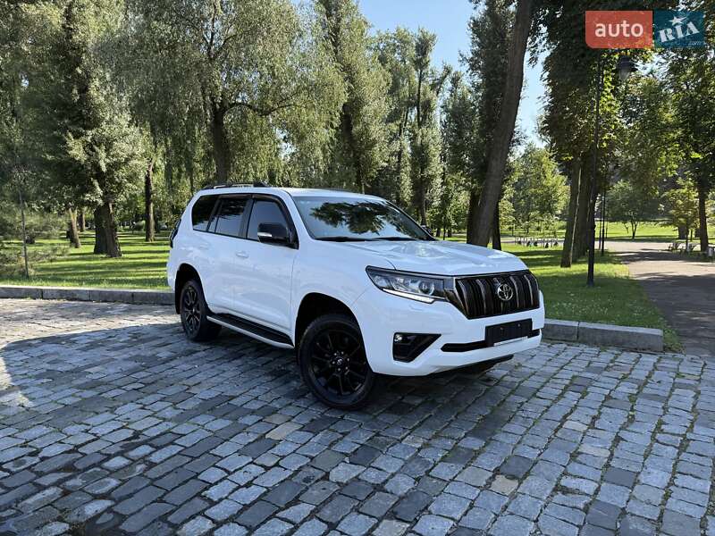 Внедорожник / Кроссовер Toyota Land Cruiser Prado 2021 в Киеве фото 15 Внедорожник / Кроссовер Toyota Land Cruiser Prado 2021 в Киеве