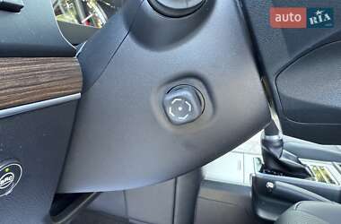 Внедорожник / Кроссовер Toyota Land Cruiser Prado 2021 в 