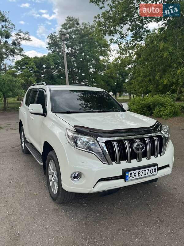 Позашляховик / Кросовер Toyota Land Cruiser Prado 2013 в Харкові фото 10 Позашляховик / Кросовер Toyota Land Cruiser Prado 2013 в Харкові