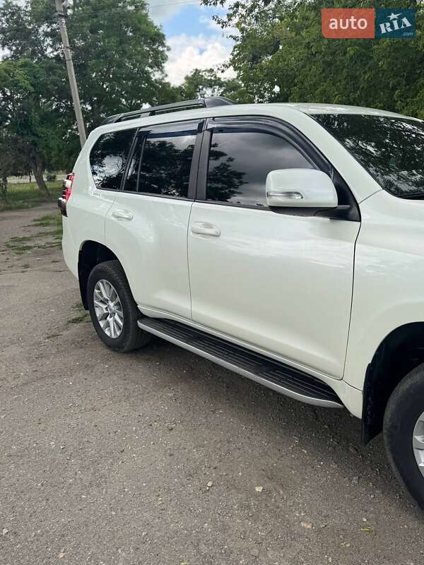 Позашляховик / Кросовер Toyota Land Cruiser Prado 2013 в Харкові фото 24 Позашляховик / Кросовер Toyota Land Cruiser Prado 2013 в Харкові