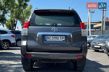 Внедорожник / Кроссовер Toyota Land Cruiser Prado 2013 в 