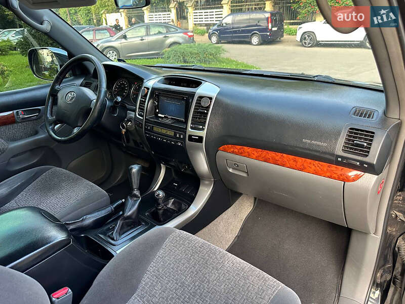 Позашляховик / Кросовер Toyota Land Cruiser Prado 2007 в Фастові