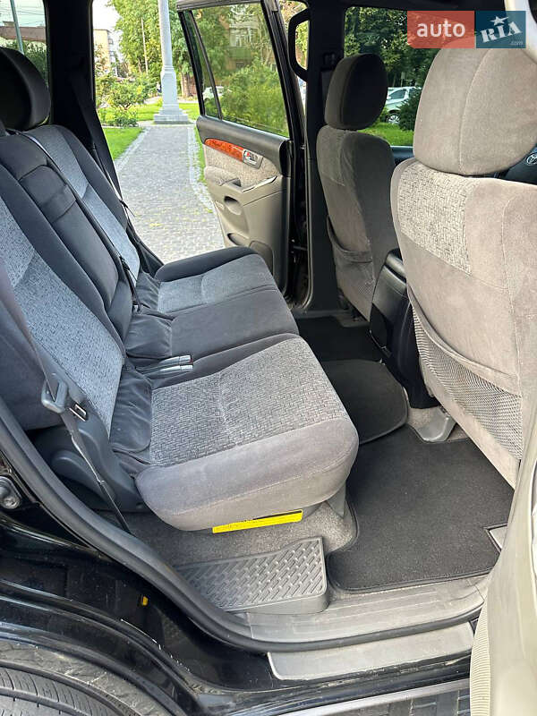 Позашляховик / Кросовер Toyota Land Cruiser Prado 2007 в Фастові