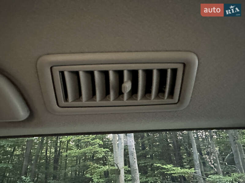 Позашляховик / Кросовер Toyota Land Cruiser Prado 2010 в Івано-Франківську