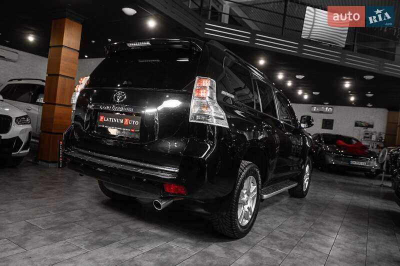 Внедорожник / Кроссовер Toyota Land Cruiser Prado 2010 в Одессе