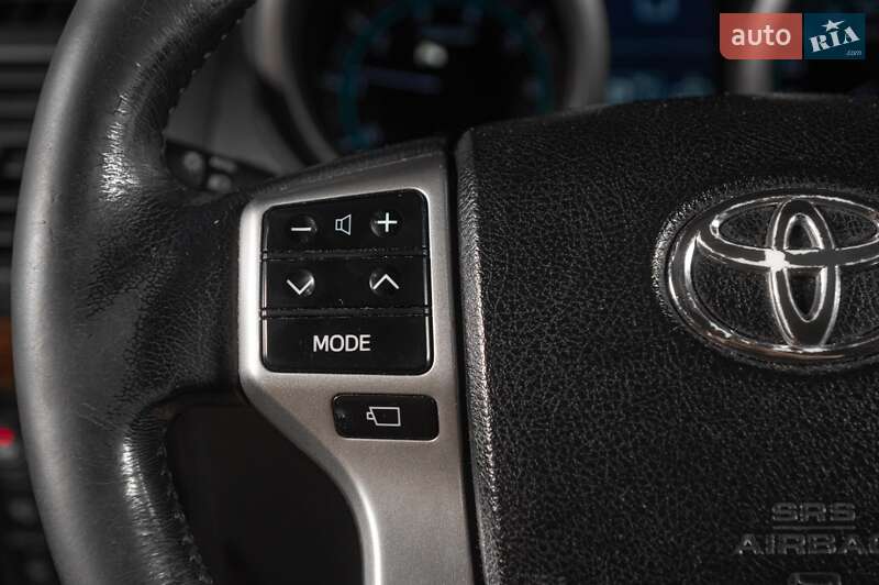 Внедорожник / Кроссовер Toyota Land Cruiser Prado 2010 в Одессе