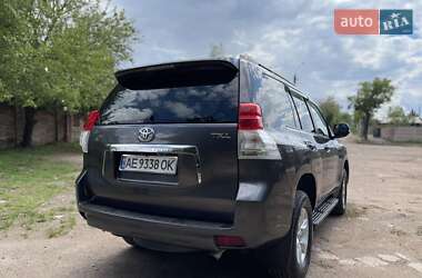 Внедорожник / Кроссовер Toyota Land Cruiser Prado 2012 в 