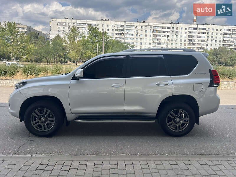 Внедорожник / Кроссовер Toyota Land Cruiser Prado 2010 в Запорожье фото 6 Внедорожник / Кроссовер Toyota Land Cruiser Prado 2010 в Запорожье