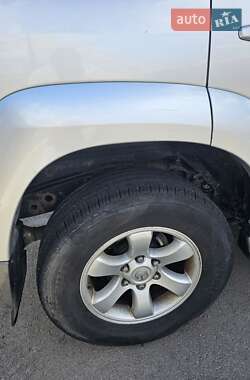 Позашляховик / Кросовер Toyota Land Cruiser Prado 2006 в Харкові