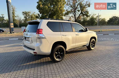 Внедорожник / Кроссовер Toyota Land Cruiser Prado 2010 в Запорожье