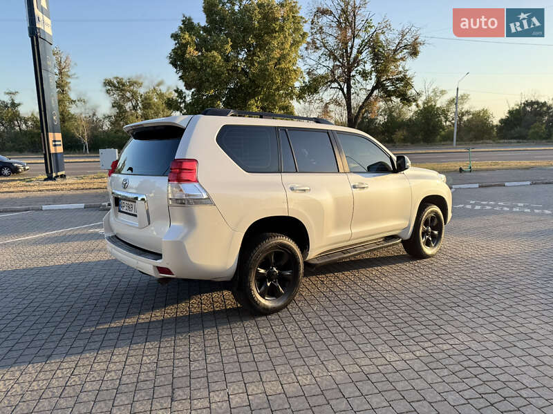Toyota Land Cruiser Prado 2010