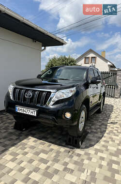 Позашляховик / Кросовер Toyota Land Cruiser Prado 2017 в Києві