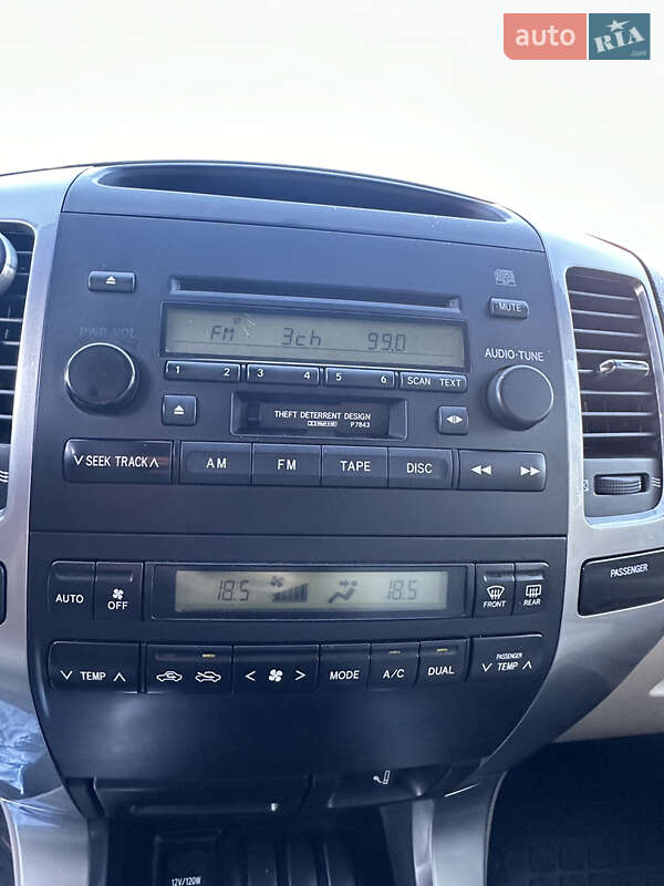 Позашляховик / Кросовер Toyota Land Cruiser Prado 2006 в Києві