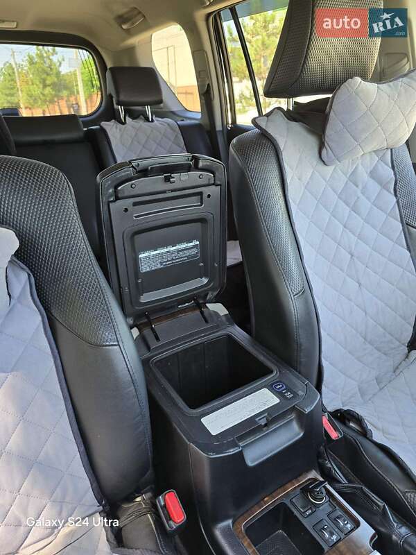 Внедорожник / Кроссовер Toyota Land Cruiser Prado 2011 в Измаиле